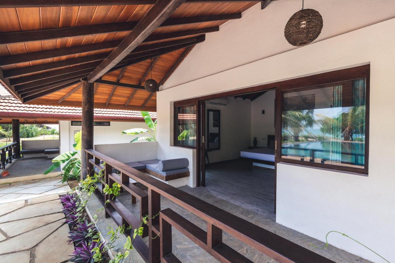 Omia Hotell Tangalle Exteriör bild
